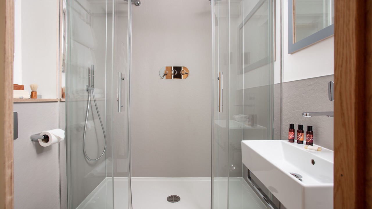 Photo of Bathroom in Trenance