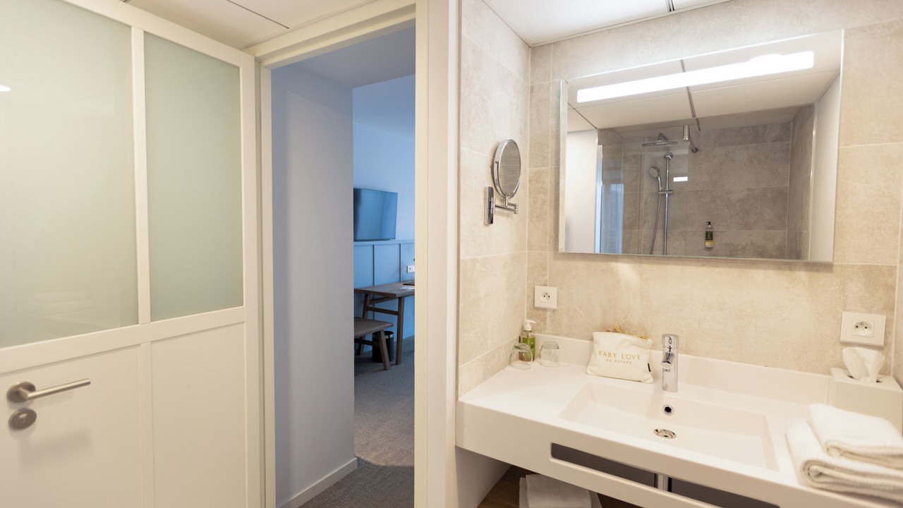Photo of Bathroom in Pornic