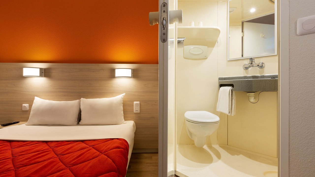Photo of Bedroom in Saint-Herblain
