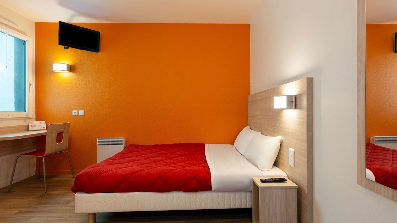 Photo of Bedroom in Saint-Herblain
