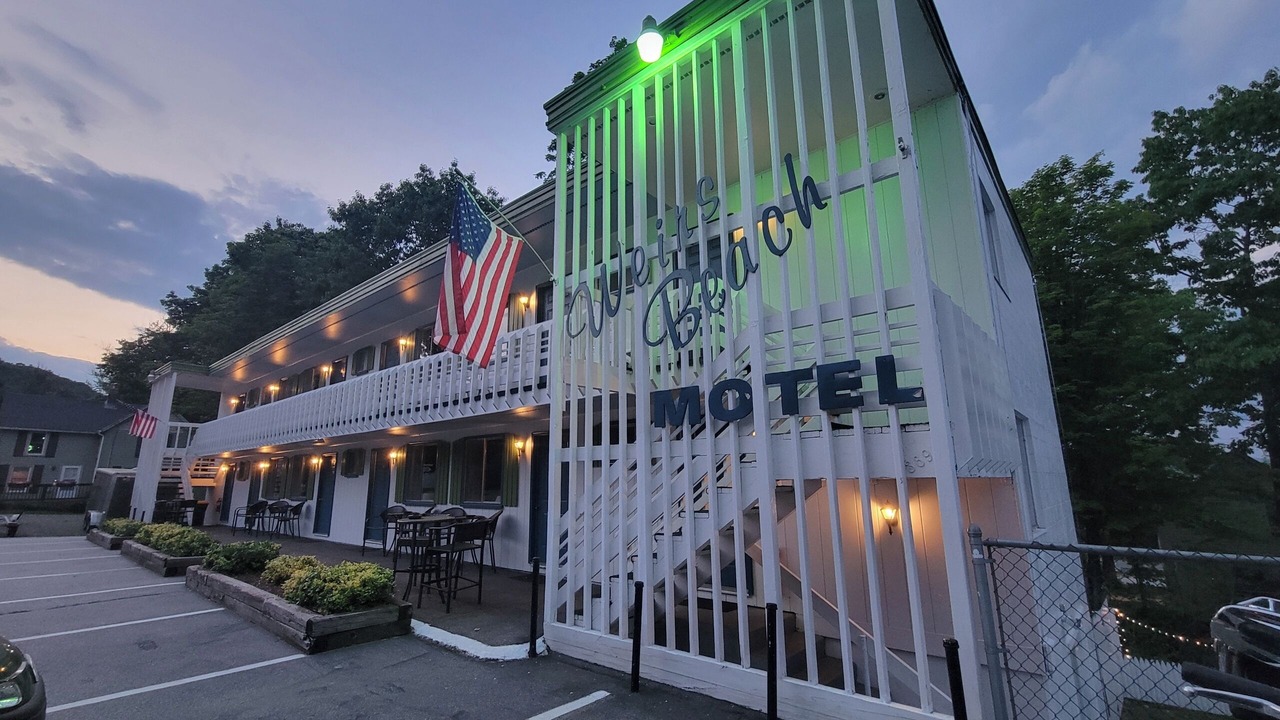 Photo of Outdoor in Weirs Beach