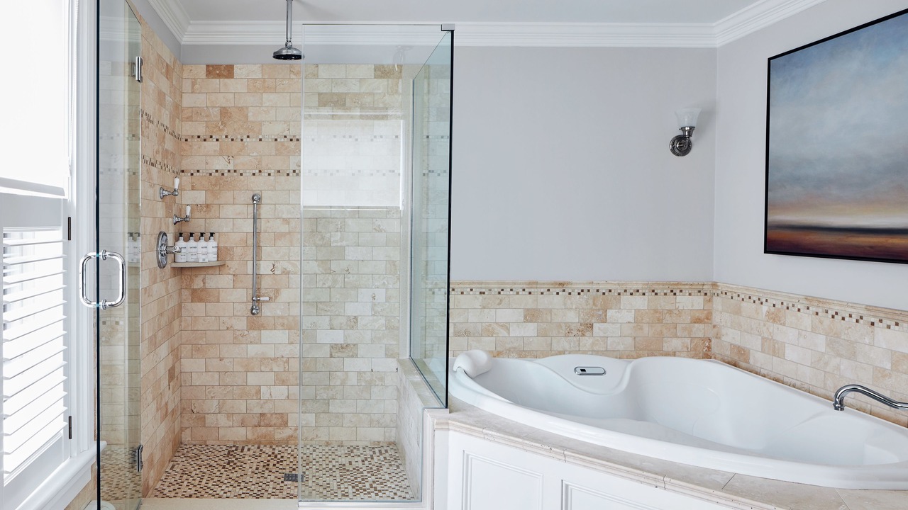 Photo of Bathroom in Cliff Walk