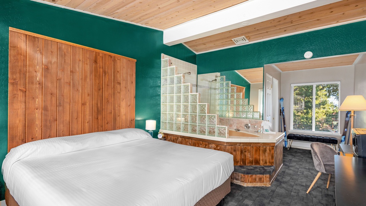Photo of Bedroom in Tahoe City