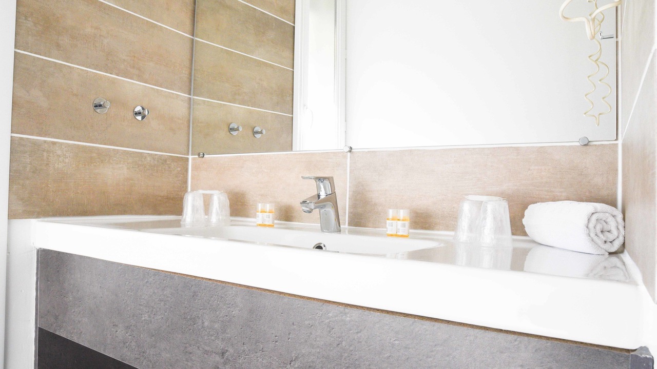 Photo of Bathroom in Cholet