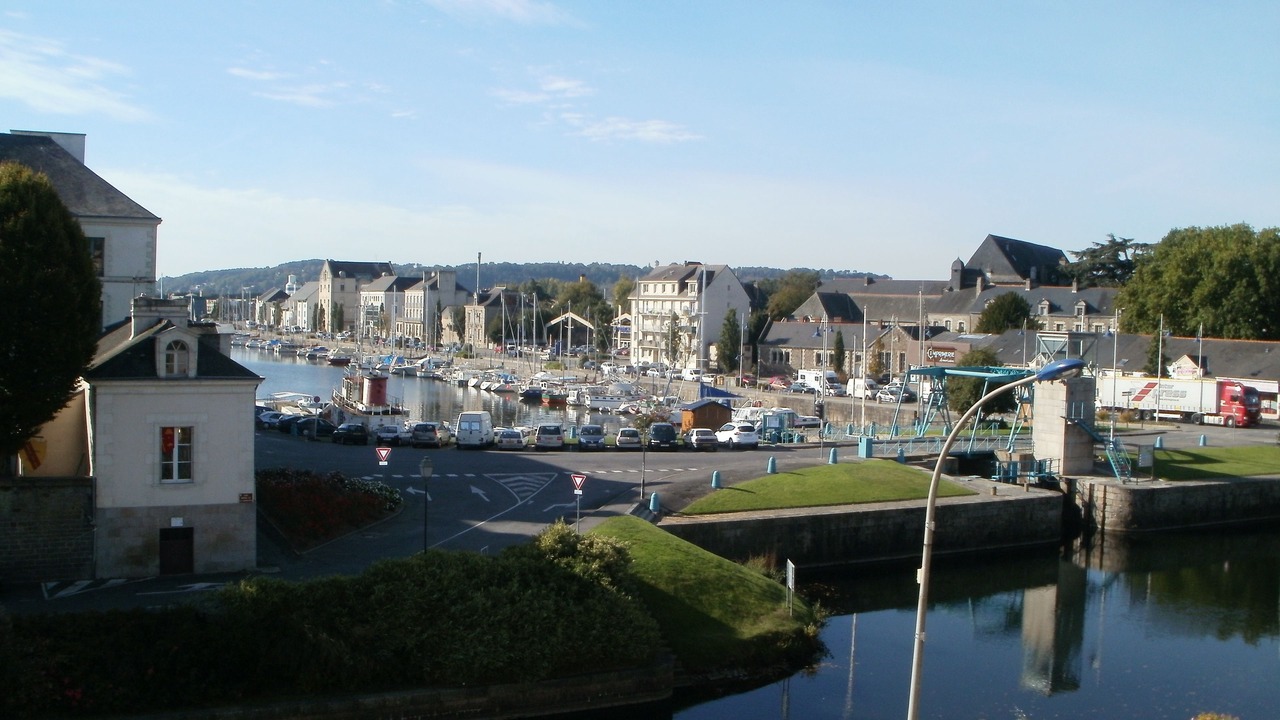 Photo of Others in Redon