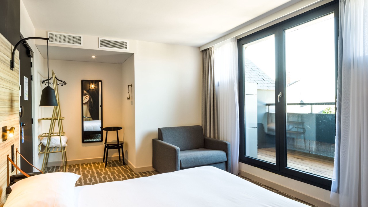 Photo of Bedroom in Laval