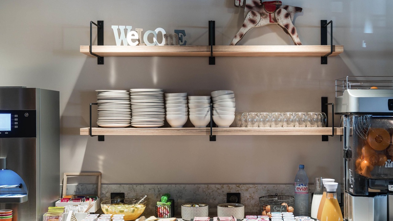 Photo of Others in Laval