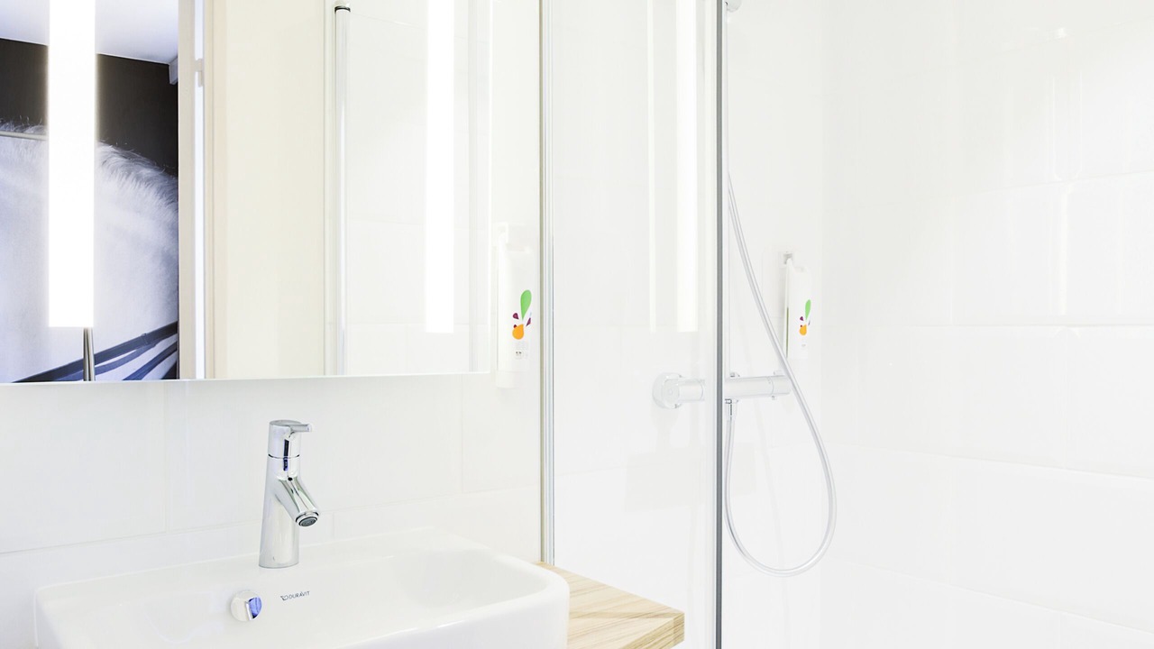 Photo of Bathroom in Laval