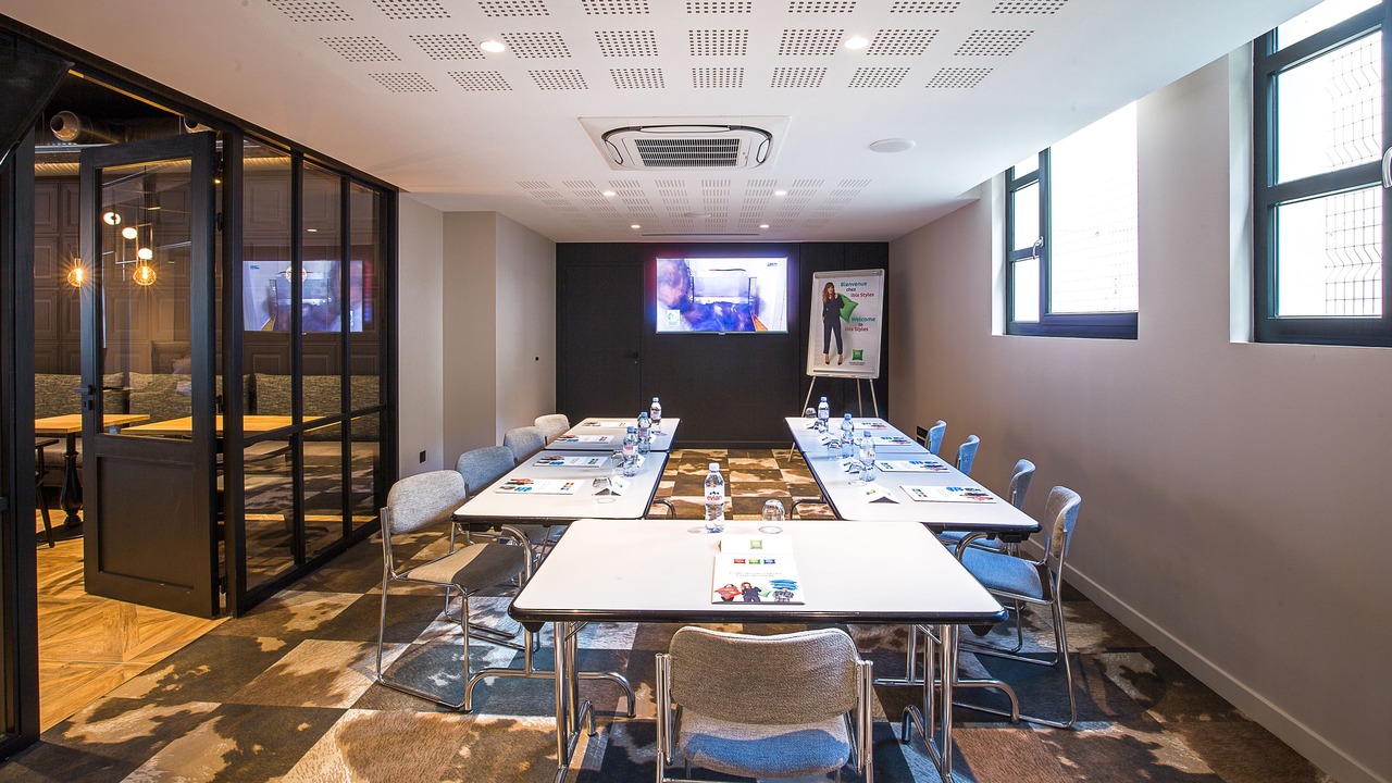 Photo of Others in Laval