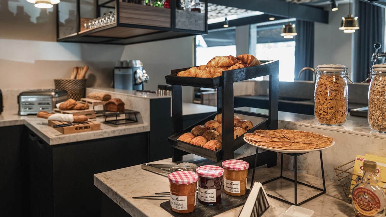 Photo of Others in Laval