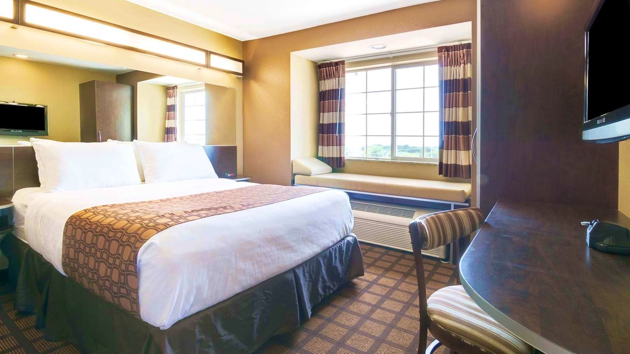 Photo of Bedroom in Macon