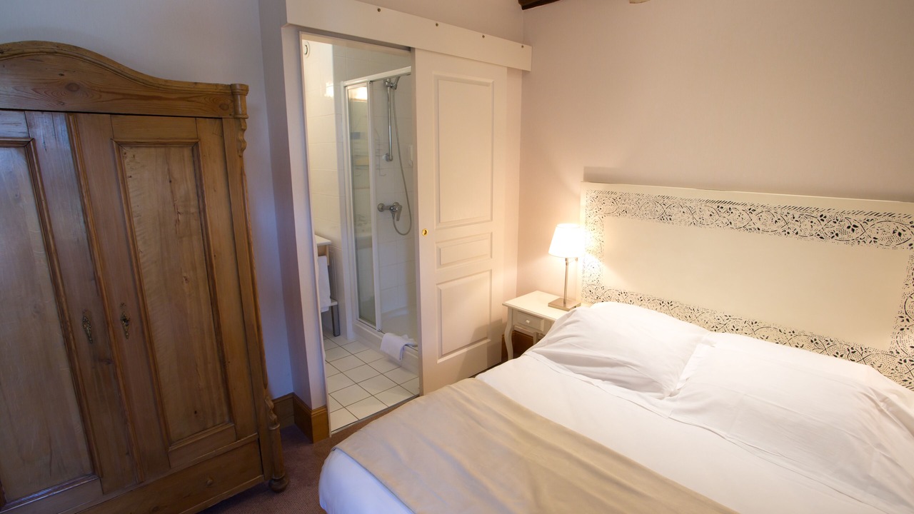 Photo of Bedroom in Gilly-les-Citeaux