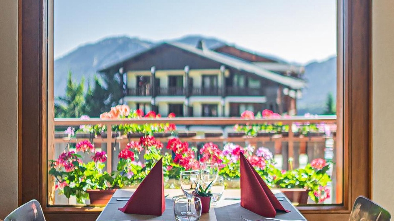 Photo of Others in Hirmentaz