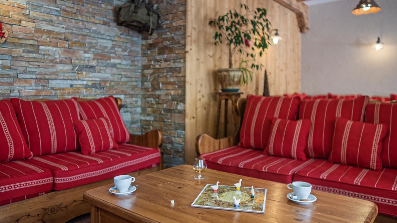 Photo of Others in Hirmentaz