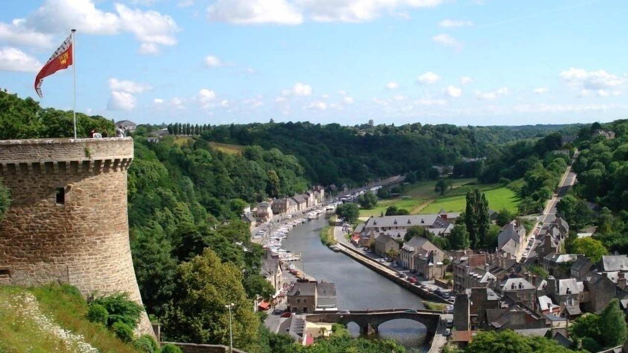 Photo of Outdoor in Dinan