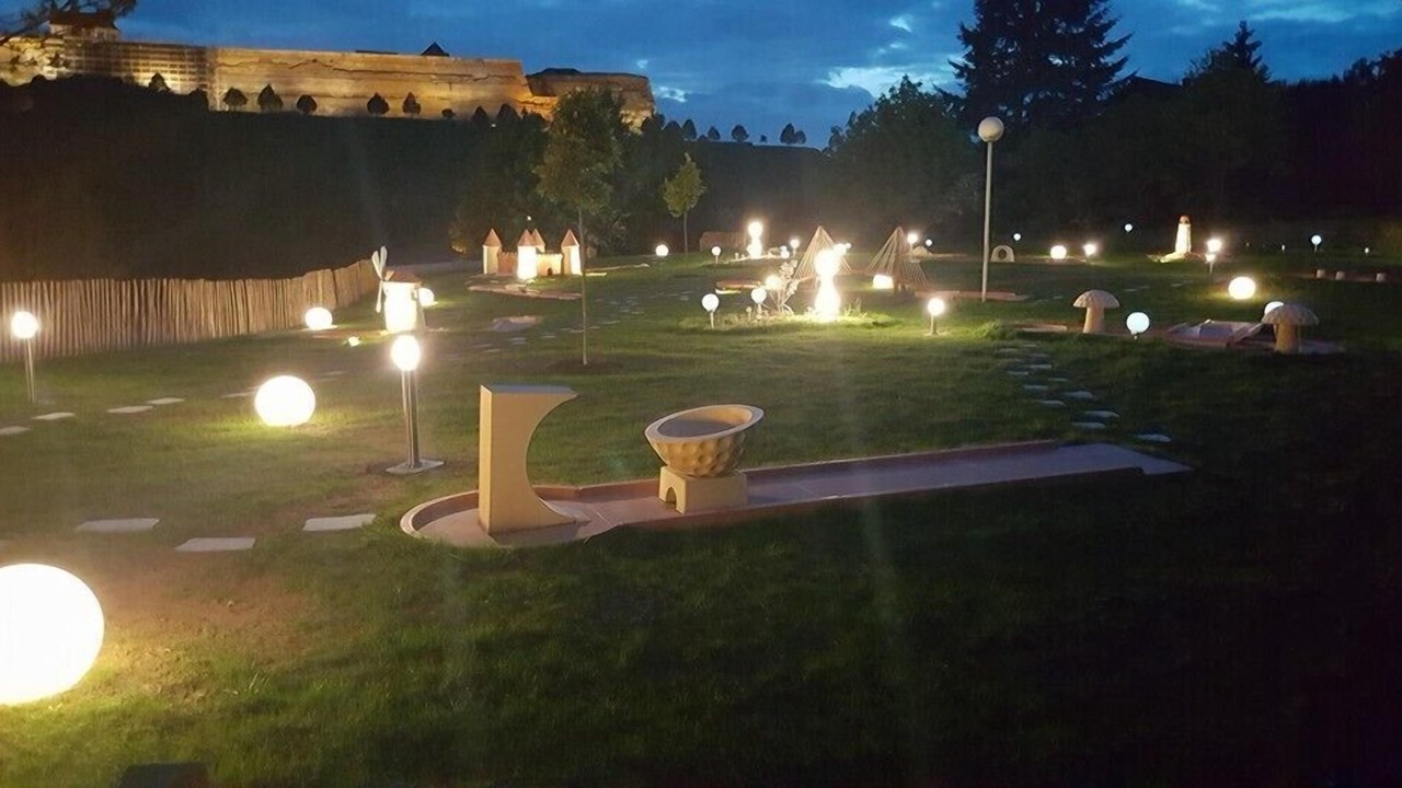 Photo of Others in Bitche