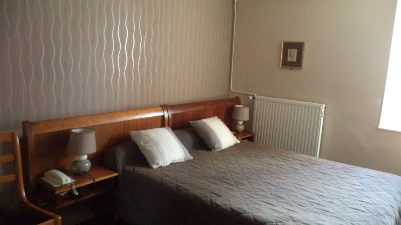 Photo of Bedroom in Avallon