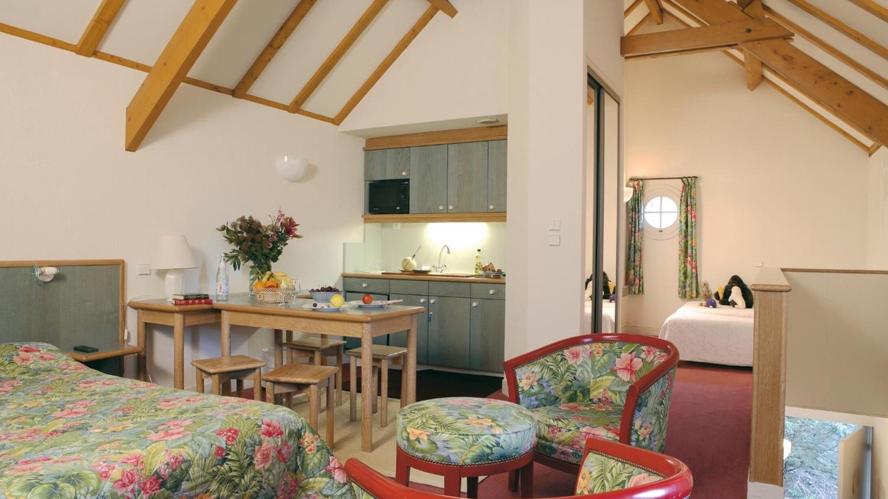 Photo of Others in Avallon