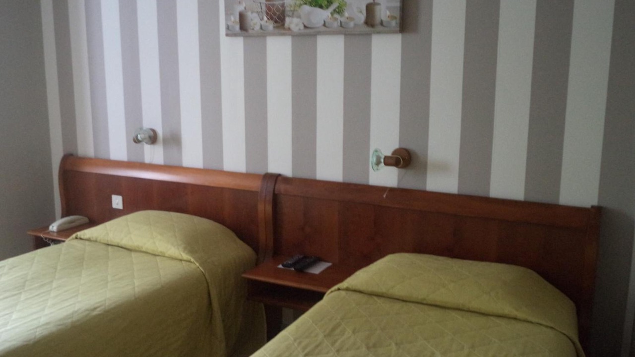 Photo of Others in Avallon