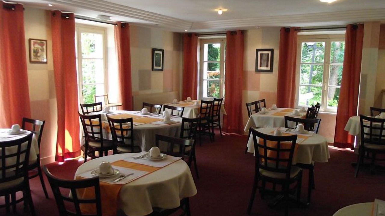 Photo of Others in Avallon