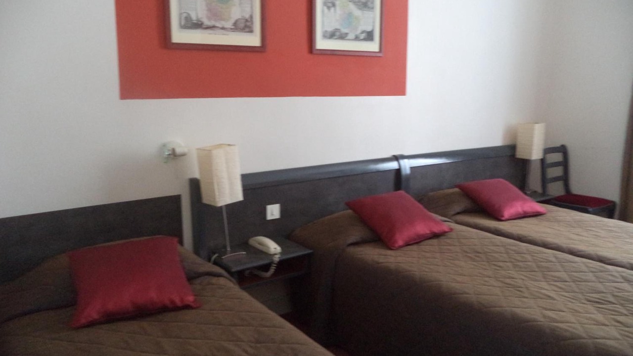 Photo of Others in Avallon