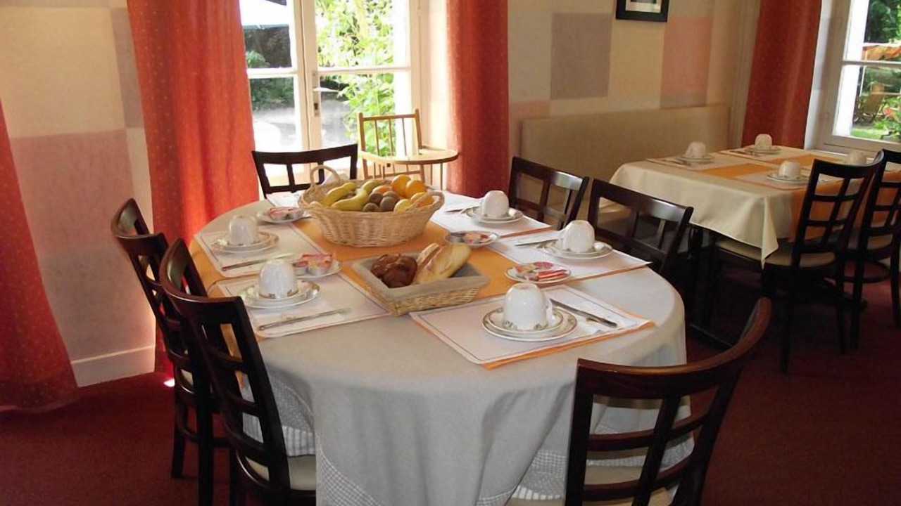 Photo of Others in Avallon