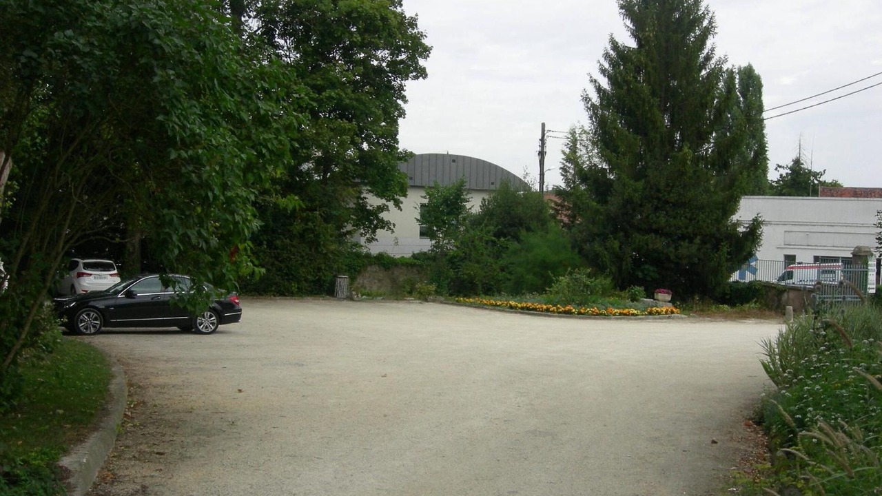 Photo of Others in Avallon