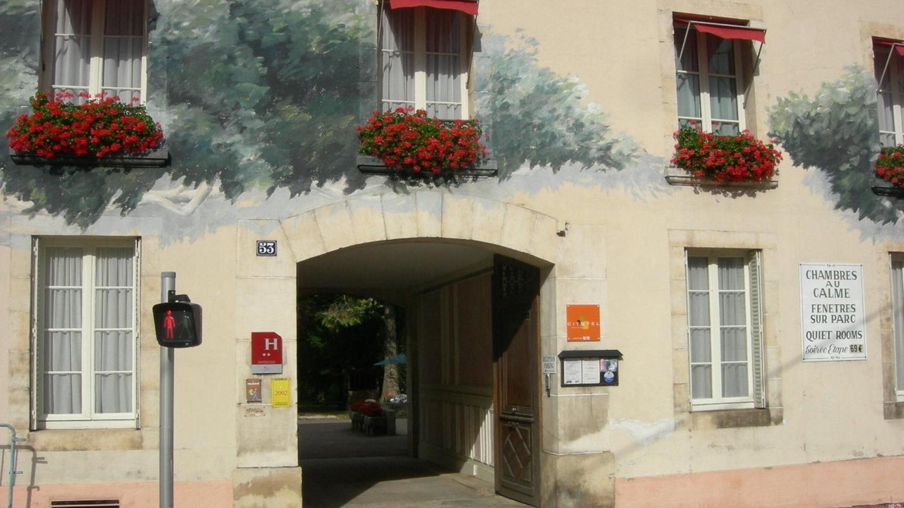 Photo of Outdoor in Avallon