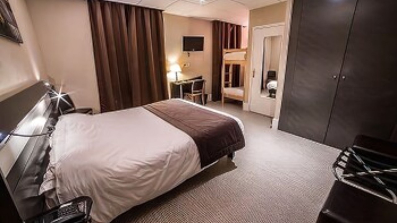 Photo of Bedroom in Montlucon