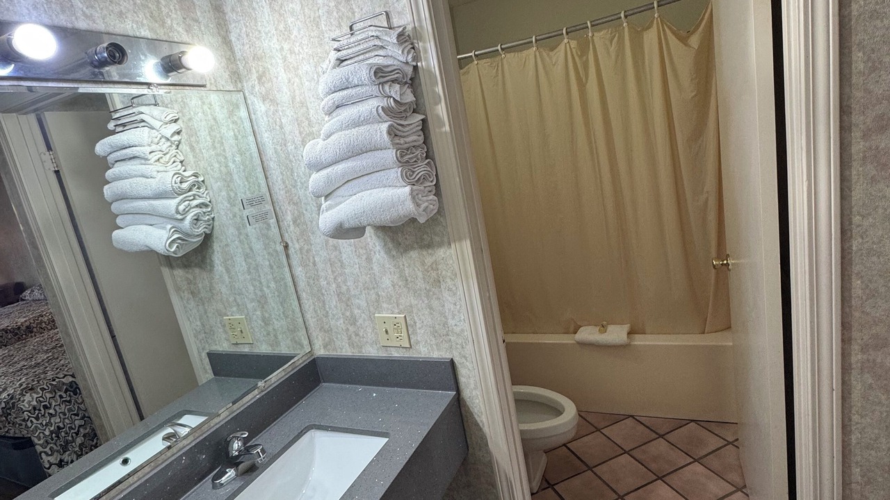 Photo of Bathroom in Burkesville