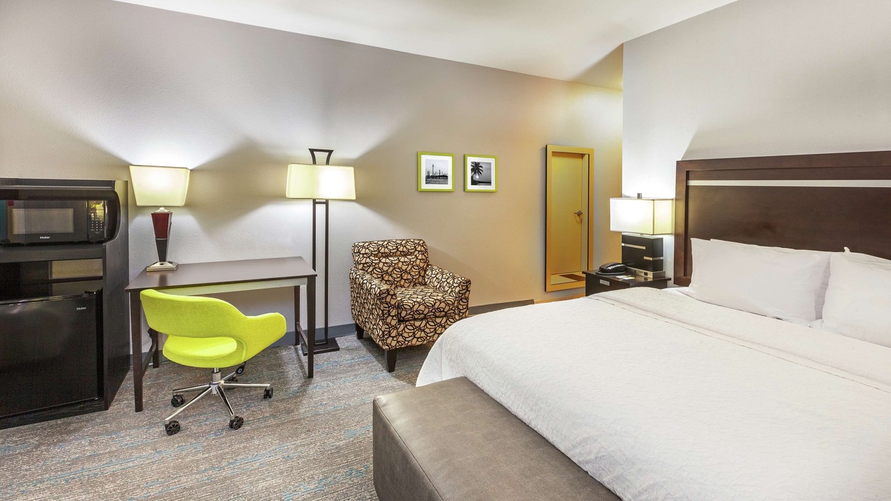 Photo of Bedroom in League City