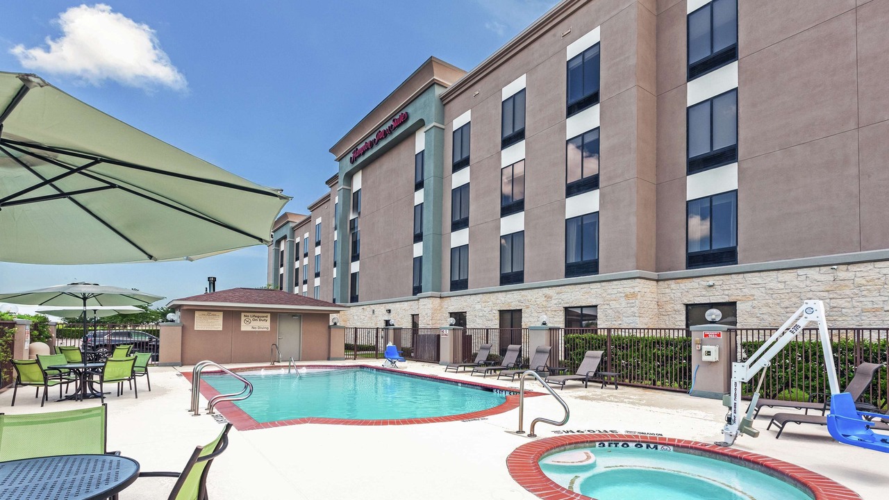 Photo of Outdoor in League City