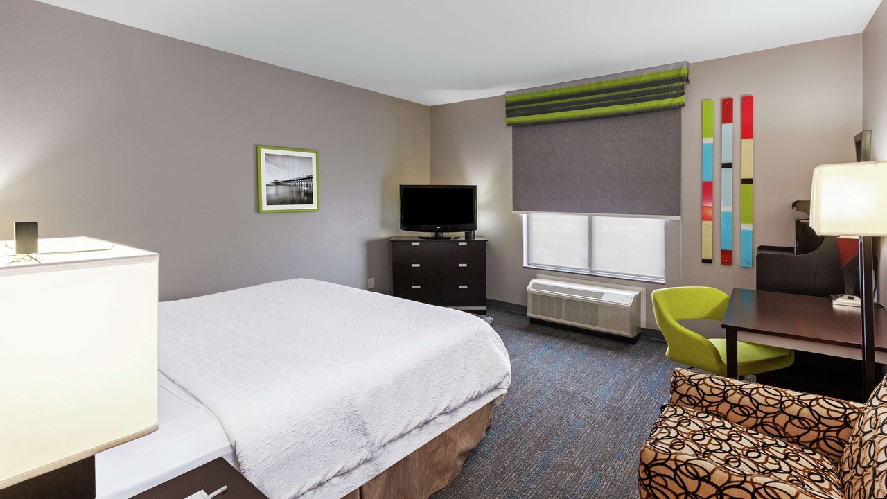 Photo of Bedroom in League City