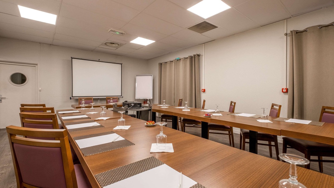 Photo of Others in Etampes