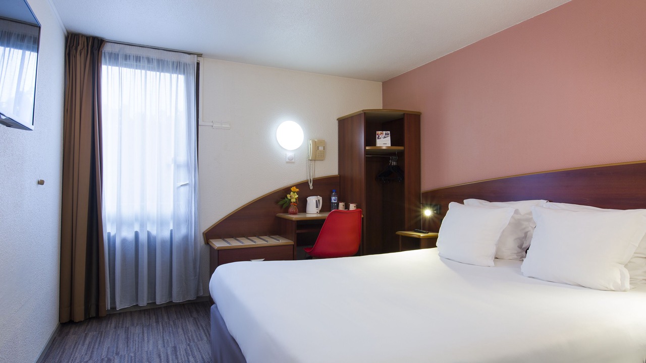 Photo of Others in Etampes