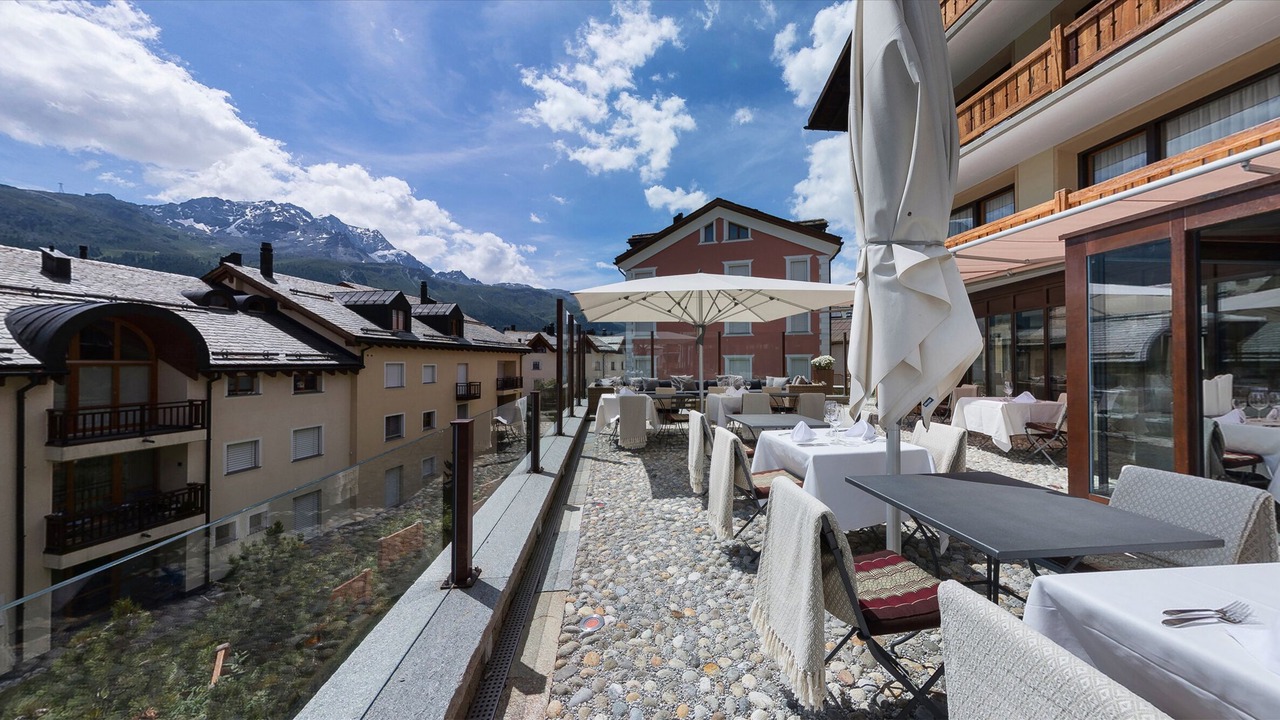 Photo of Patio Balcony in Silvaplana