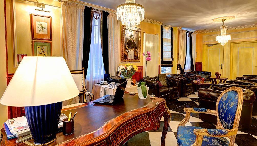 Photo of Others in Ault