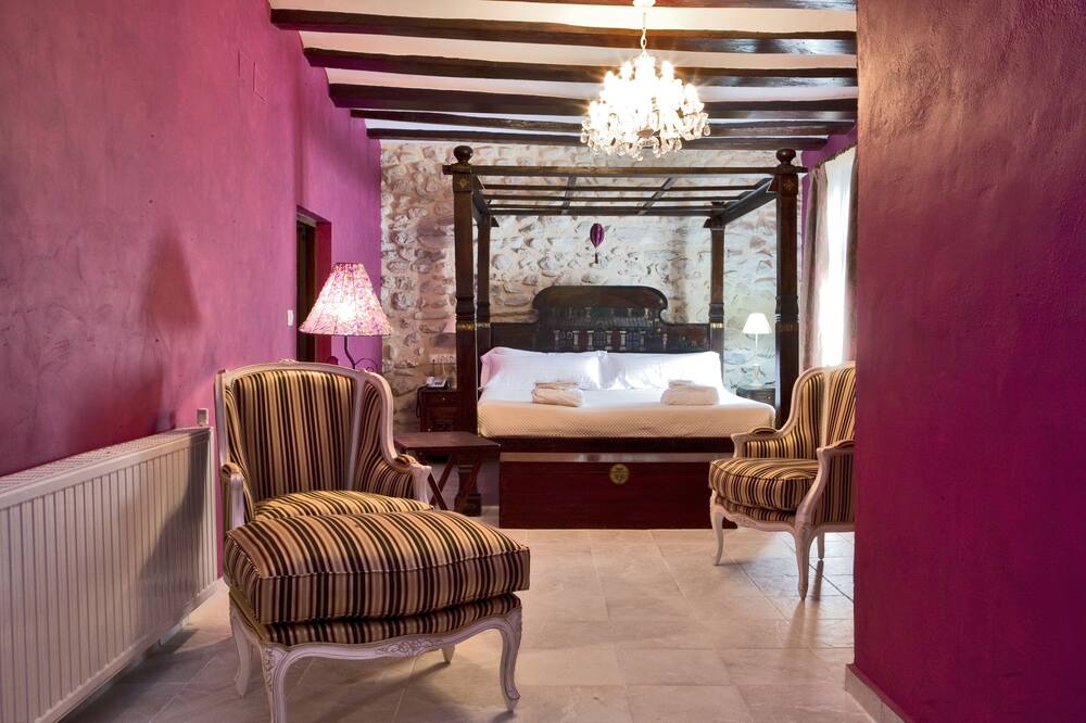 Photo of Bedroom in Beniali