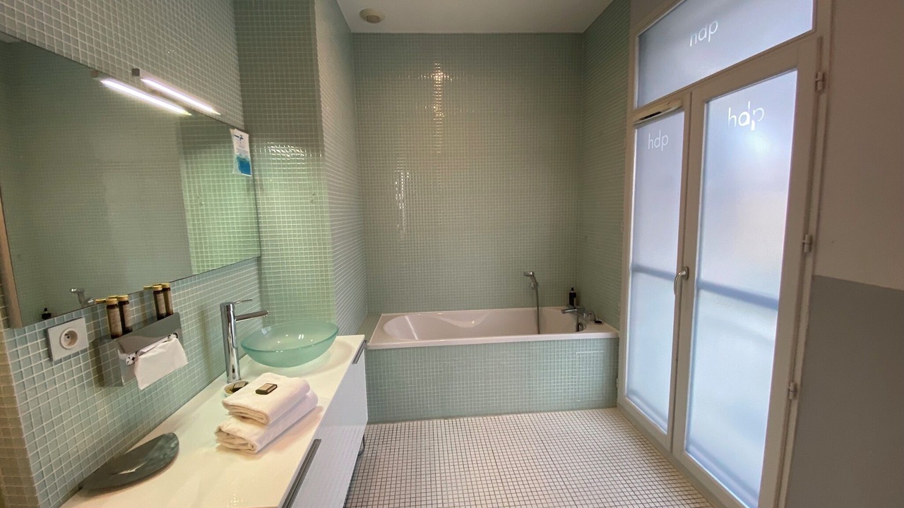 Photo of Bathroom in Sete