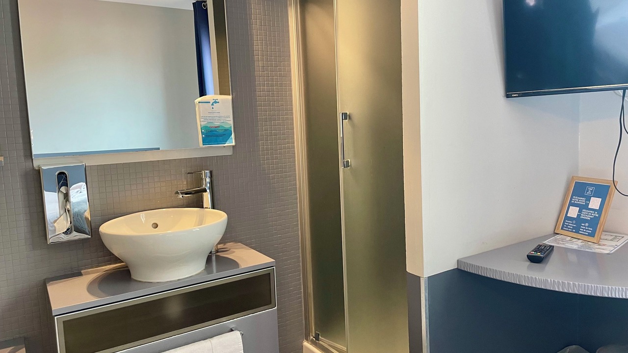 Photo of Bathroom in Sete