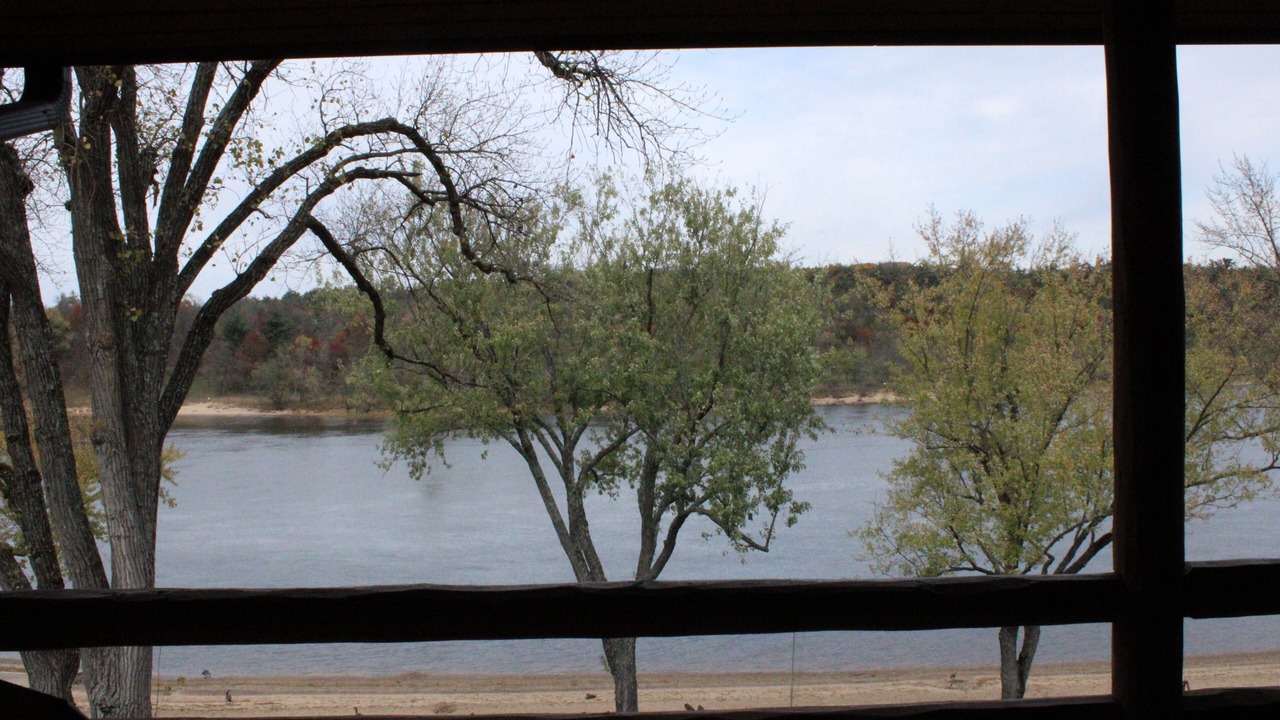Photo of Bedroom in Lake Delton