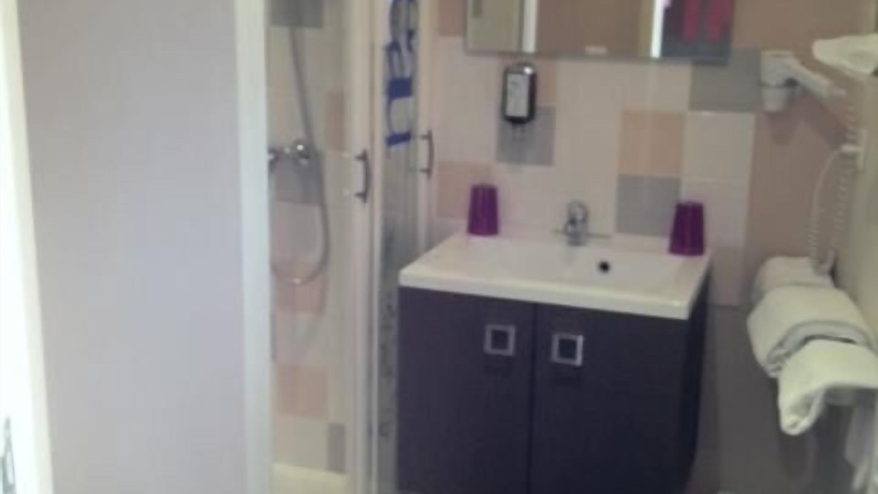 Photo of Bathroom in Beignon