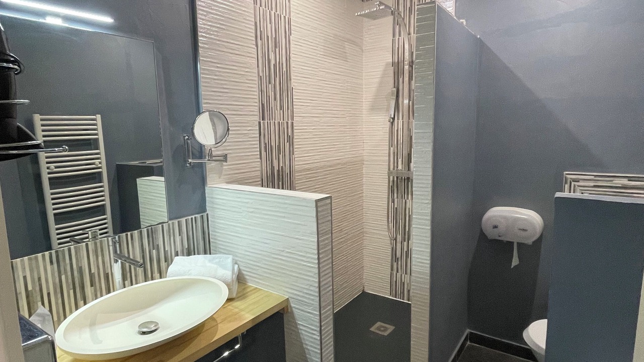 Photo of Bathroom in Granzay-Gript