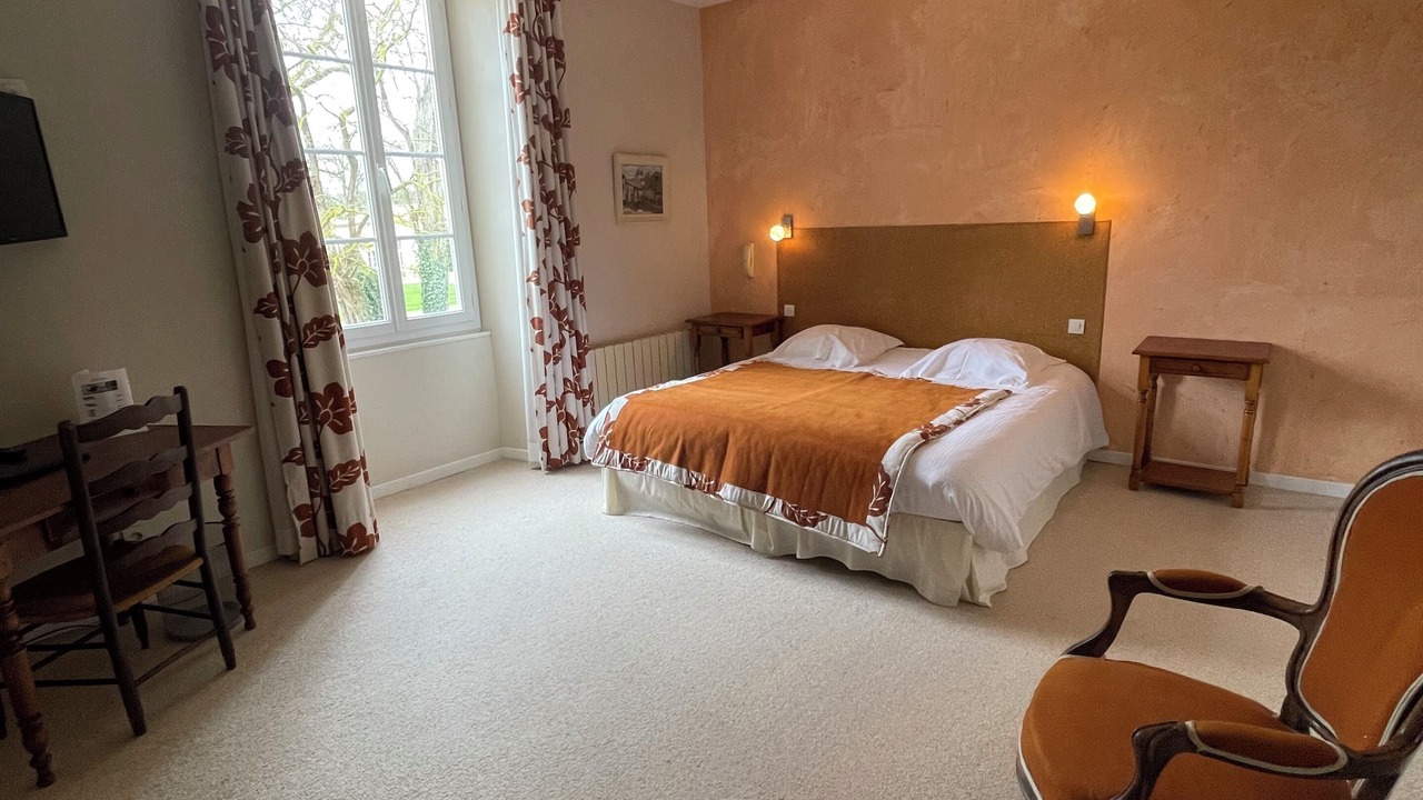 Photo of Bedroom in Granzay-Gript