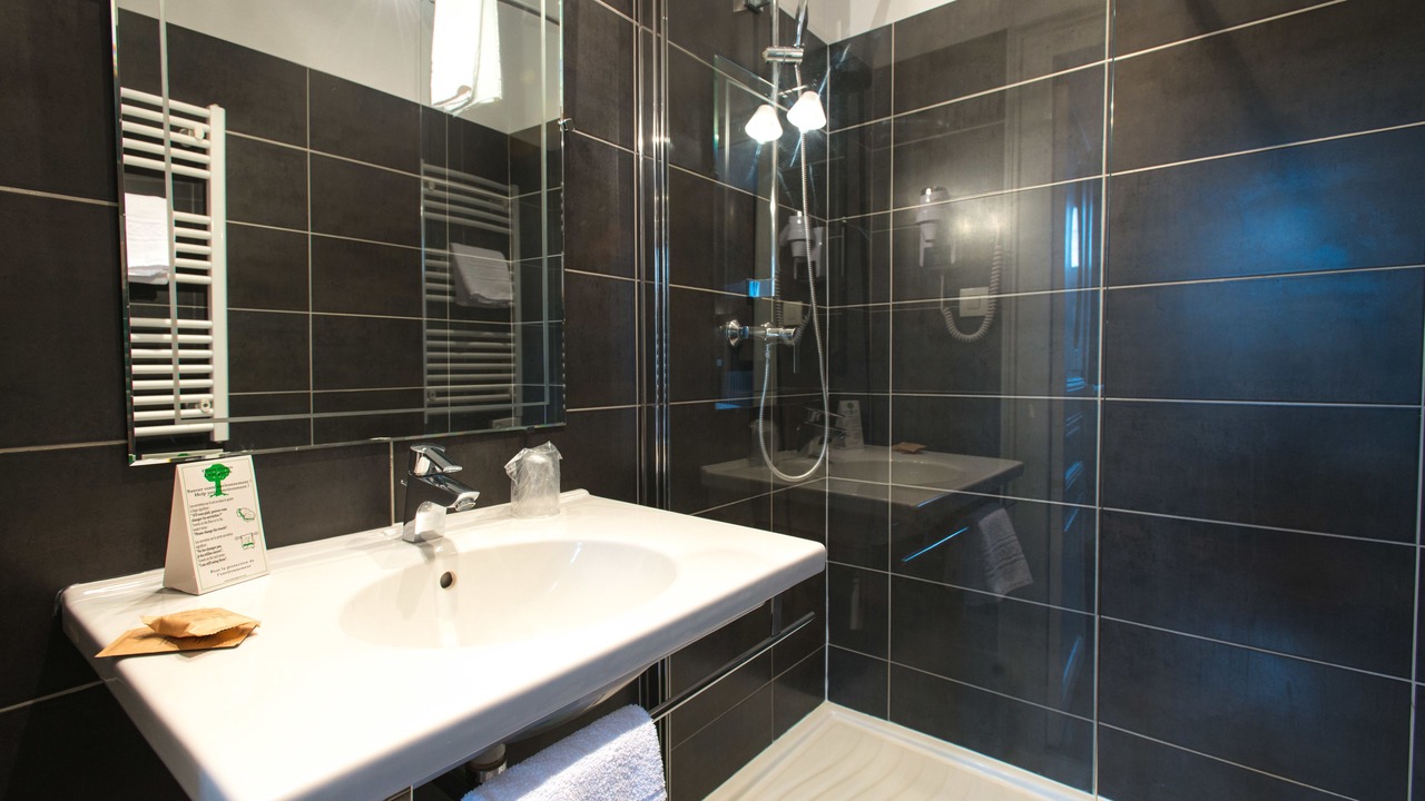 Photo of Bathroom in Cathedrale