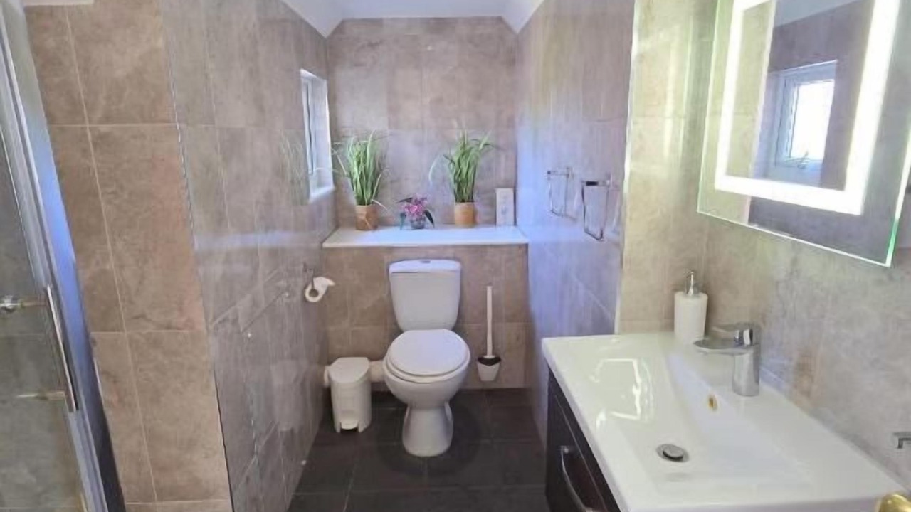 Photo of Bathroom in Bickley