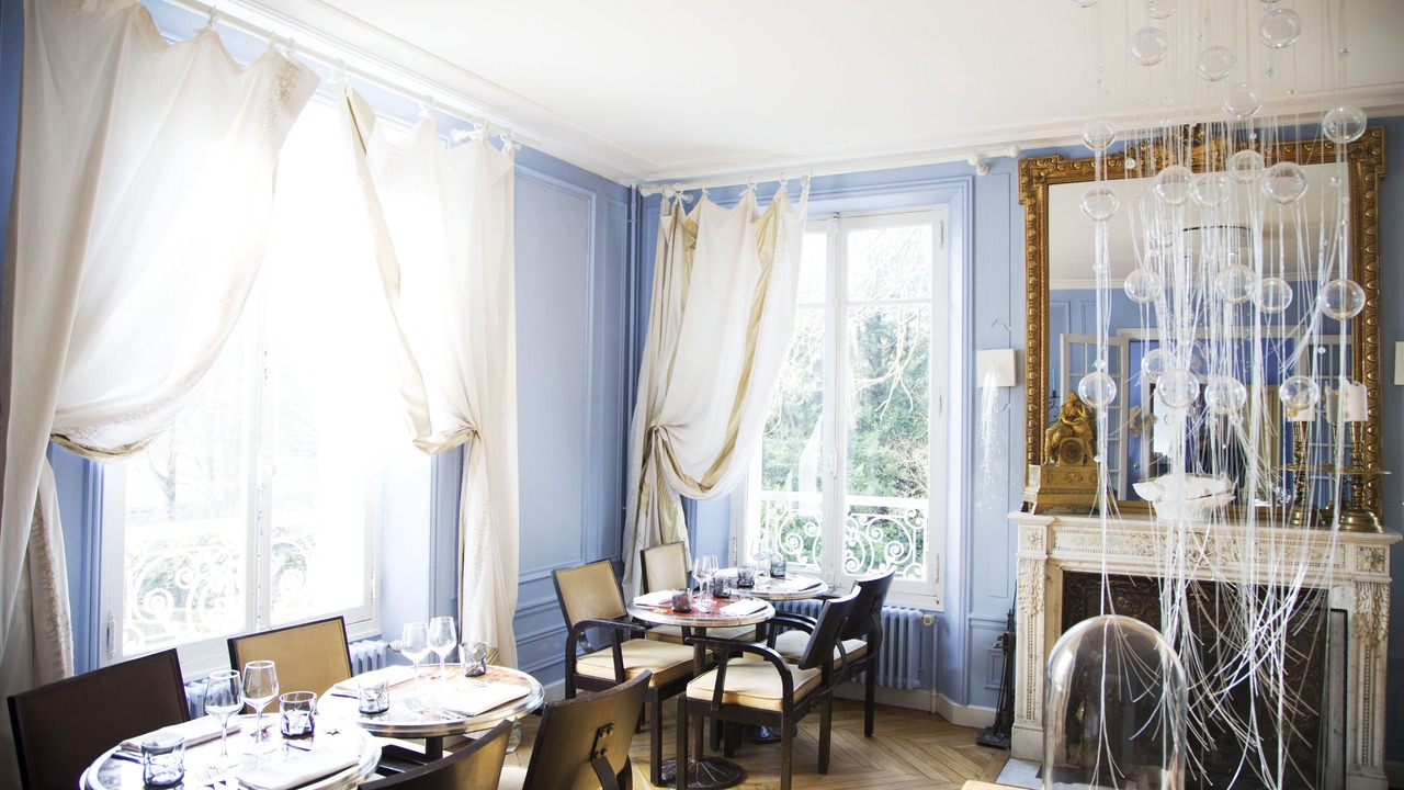 Photo of Others in Provins