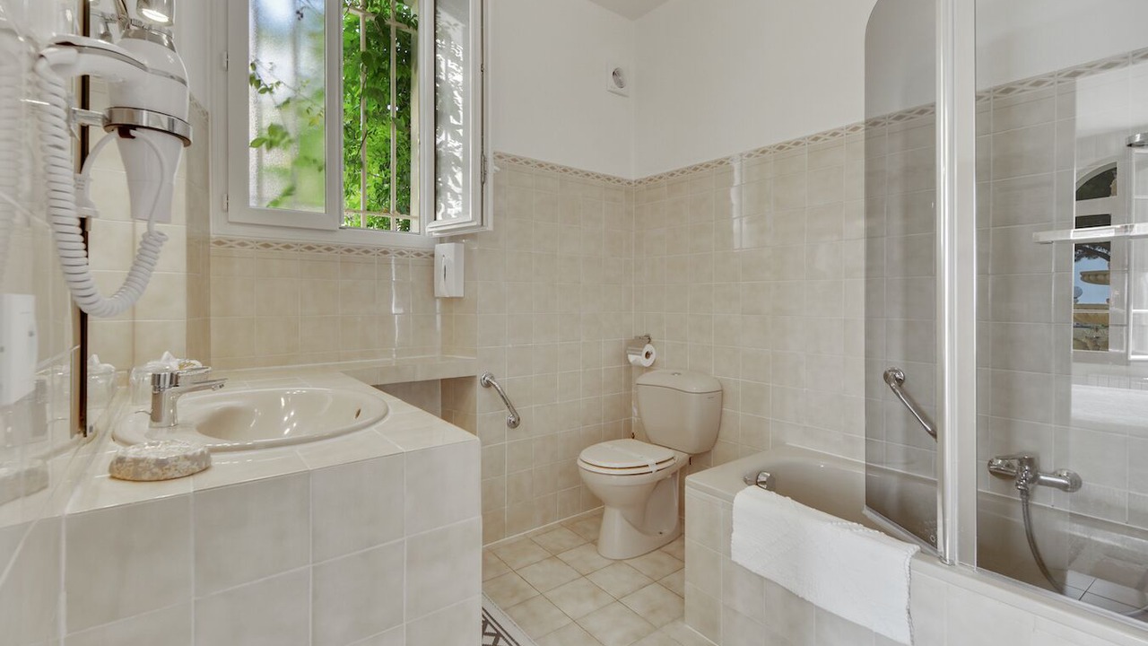 Photo of Bathroom in La Croix-Valmer