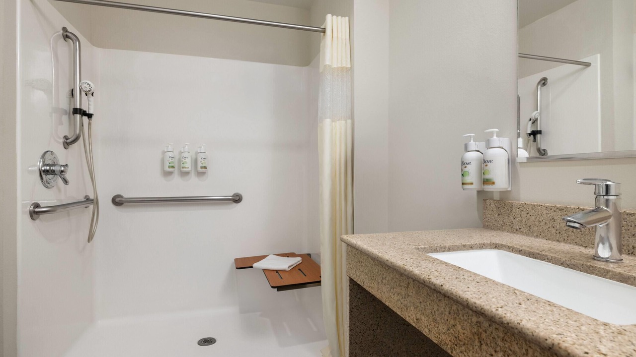 Photo of Bathroom in Ellendale