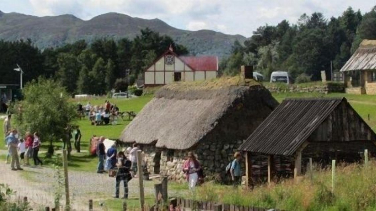 Photo of Others in Newtonmore